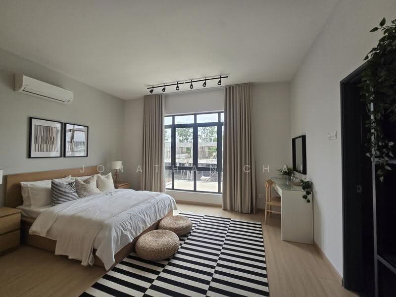 Rumah Banglo untuk Dijual di Kayangan Heights (Shah Alam) - Jonathan Chai - Bedroom - PropertyGuru.com.my