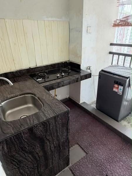 Kediaman Servis untuk Disewa di Maxim Citylights - Ricky Ng - Balcony - PropertyGuru.com.my