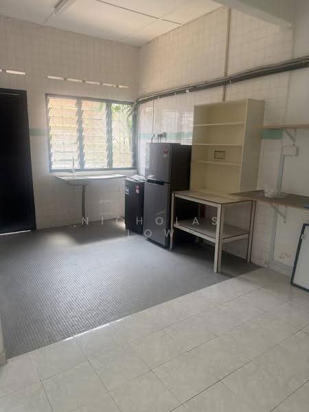 Rumah Teres 1-Tingkat untuk Disewa di Taman Johor Jaya (Johor Bahru) - Nicholas Low - Kitchen - PropertyGuru.com.my