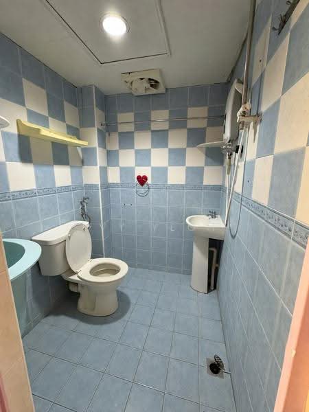 Flat for Sale at Taman Paya Terubong - Ivy Yeoh - Bathroom - PropertyGuru.com.my