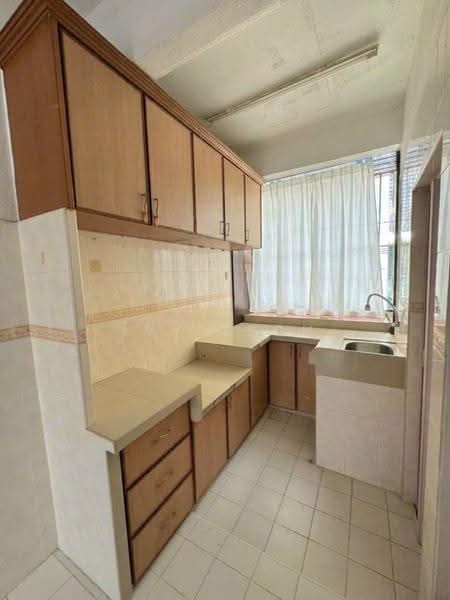 Flat for Sale at Taman Paya Terubong - Ivy Yeoh - Kitchen - PropertyGuru.com.my