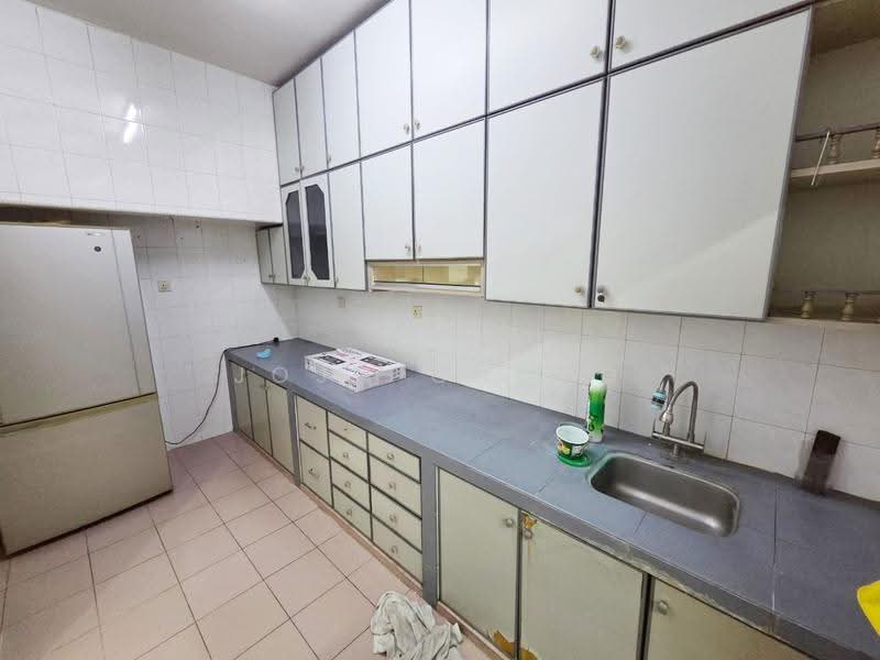 2-storey Terraced House for Rent in Taman Tasek (Johor Bahru) - Jojo Chung - Kitchen - PropertyGuru.com.my