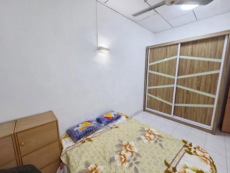 2-storey Terraced House for Rent in Taman Tasek (Johor Bahru) - Jojo Chung - Bedroom - PropertyGuru.com.my