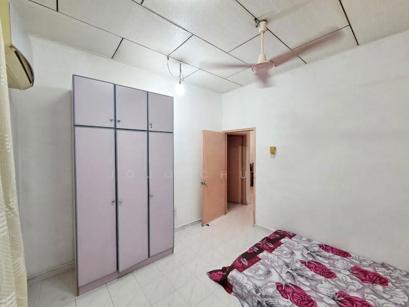 2-storey Terraced House for Rent in Taman Tasek (Johor Bahru) - Jojo Chung - Bedroom - PropertyGuru.com.my