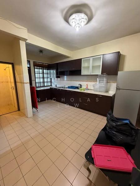 2-storey Terraced House for Rent in Taman Putri Kulai (Kulai) - Nicholas Low - Kitchen - PropertyGuru.com.my