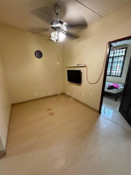 2-storey Terraced House for Rent in Taman Putri Kulai (Kulai) - Nicholas Low - Interior - PropertyGuru.com.my
