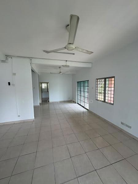 Semi-Detached House for Rent in Sri Petaling (Kuala Lumpur) - Earon Chong - Living Room - PropertyGuru.com.my