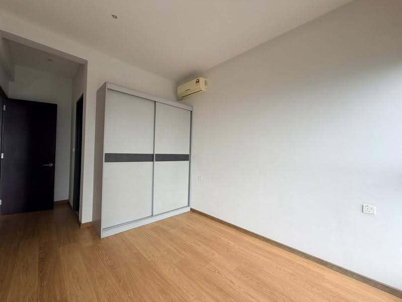 Condominium for Sale at Bay Point @ Country Garden Danga Bay - Jack Liew - Bedroom - PropertyGuru.com.my