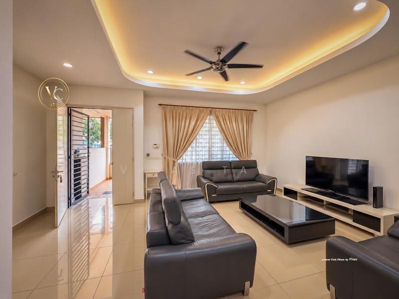 2-storey Terraced House for Sale in Setia Indah 12 (Setia Alam) - Vitas Tan - Living Room - PropertyGuru.com.my