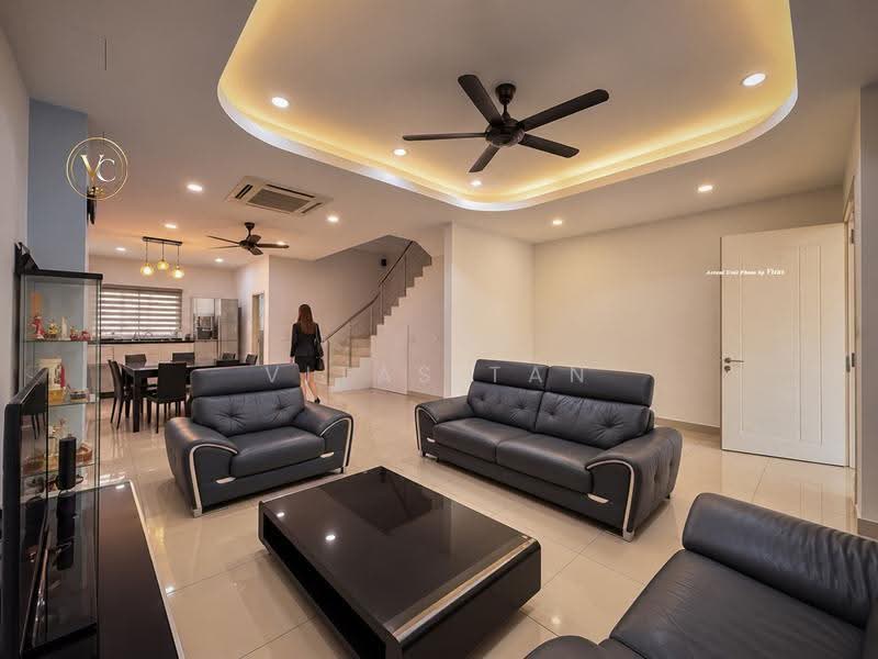 2-storey Terraced House for Sale in Setia Indah 12 (Setia Alam) - Vitas Tan - Living Room - PropertyGuru.com.my