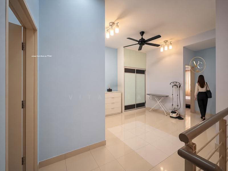 2-storey Terraced House for Sale in Setia Indah 12 (Setia Alam) - Vitas Tan - Corridor - PropertyGuru.com.my