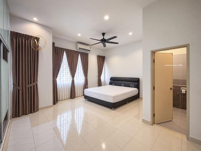 2-storey Terraced House for Sale in Setia Indah 12 (Setia Alam) - Vitas Tan - Bedroom - PropertyGuru.com.my