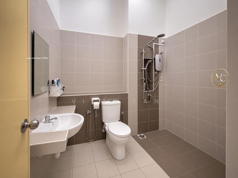 2-storey Terraced House for Sale in Setia Indah 12 (Setia Alam) - Vitas Tan - Bathroom - PropertyGuru.com.my