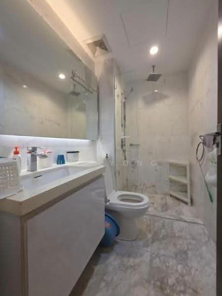 Service Residence for Rent at Cliveden @ Plaza Damas 3 - Jay Yong - Bathroom - PropertyGuru.com.my