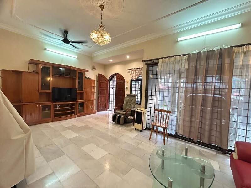 Rumah Teres 2-Tingkat untuk Disewa di Gunung Rapat (Ipoh) - Kelvin Chong - Living Room - PropertyGuru.com.my