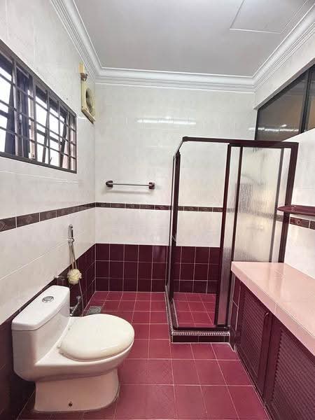 Rumah Teres 2-Tingkat untuk Disewa di Gunung Rapat (Ipoh) - Kelvin Chong - Bathroom - PropertyGuru.com.my