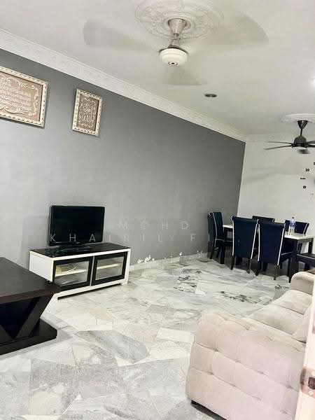 Rumah Teres 1-Tingkat untuk Dijual di Taman Alam Megah (Shah Alam) - Mohd Khairil Fitri - Living Room - PropertyGuru.com.my