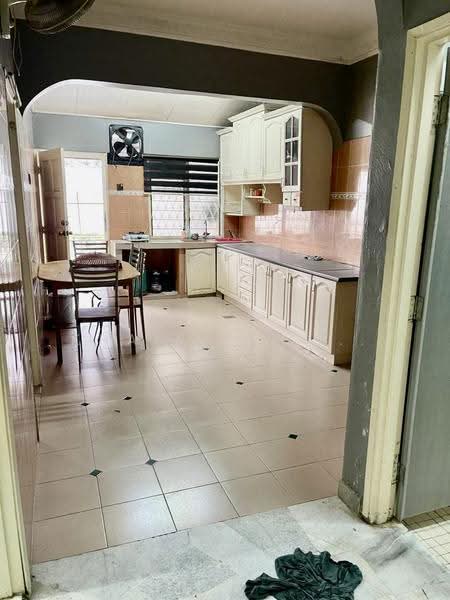 Rumah Teres 1-Tingkat untuk Dijual di Taman Alam Megah (Shah Alam) - Mohd Khairil Fitri - Kitchen - PropertyGuru.com.my
