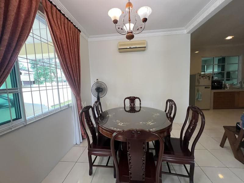 Rumah Berkembar untuk Dijual di Stapok (Kuching) - Jimmyy Chin - Dining Room - PropertyGuru.com.my