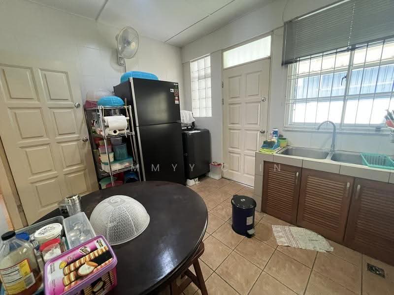 Rumah Berkembar untuk Dijual di Stapok (Kuching) - Jimmyy Chin - Kitchen - PropertyGuru.com.my