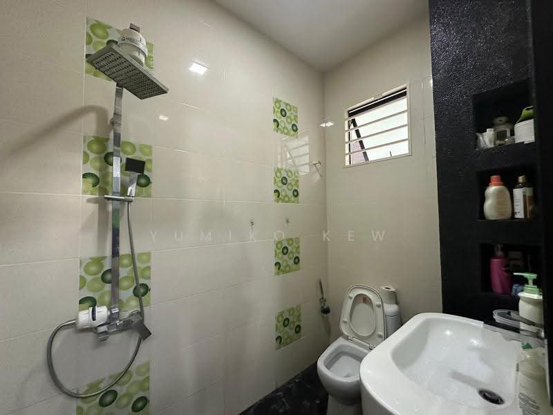 Semi-Detached House for Sale in Bandar Mahkota Cheras (Cheras) - Yumiko Kew - Bathroom - PropertyGuru.com.my
