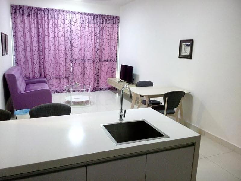 Kediaman Servis untuk Disewa di Southkey Mosaic - Jane Ngoi - Living Room - PropertyGuru.com.my
