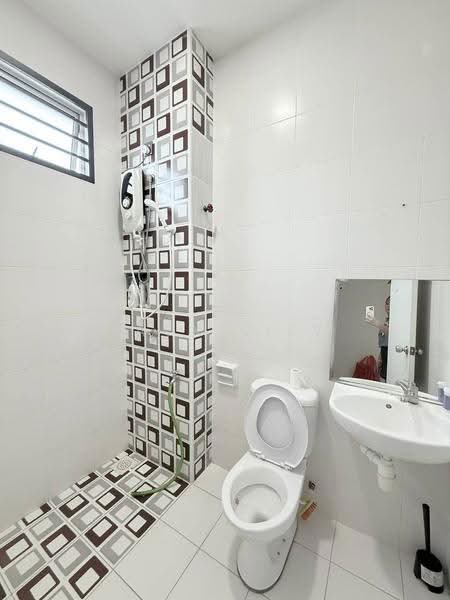 Rumah Teres 2-Tingkat untuk Dijual di Taman Setia Indah (Tebrau) - Jack Liew - Bathroom - PropertyGuru.com.my