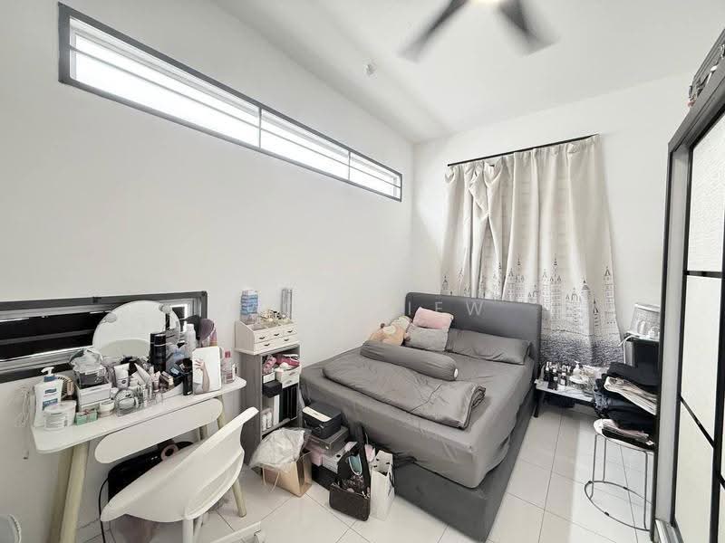 Rumah Teres 2-Tingkat untuk Dijual di Taman Setia Indah (Tebrau) - Jack Liew - Bedroom - PropertyGuru.com.my