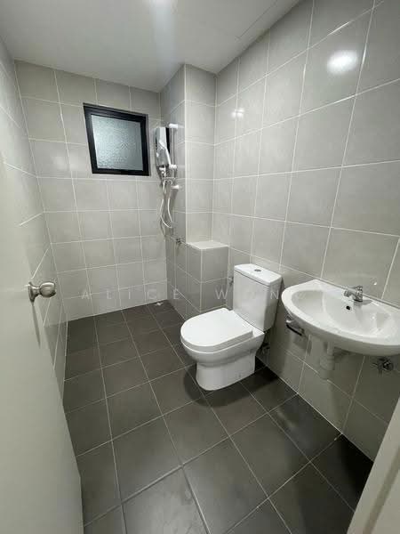 Kediaman Servis untuk Disewa di Huni @ Eco Ardence - Alice Wong - Bathroom - PropertyGuru.com.my