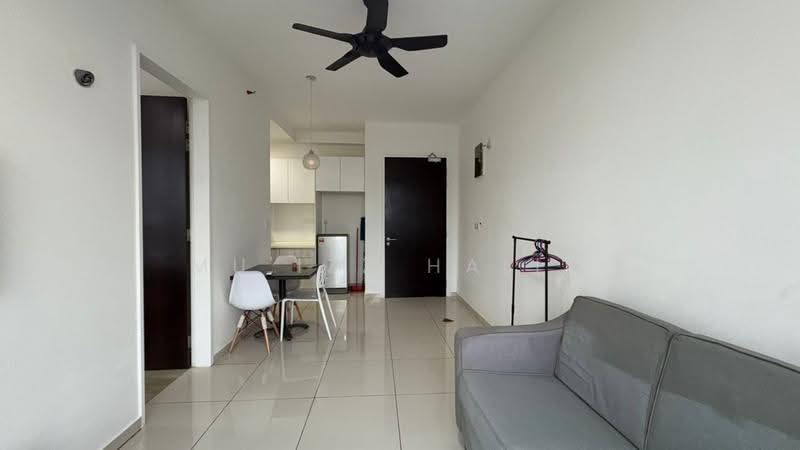 Kediaman Servis untuk Disewa di Kenwingston Square Garden - Mu'izz Halim - Living Room - PropertyGuru.com.my