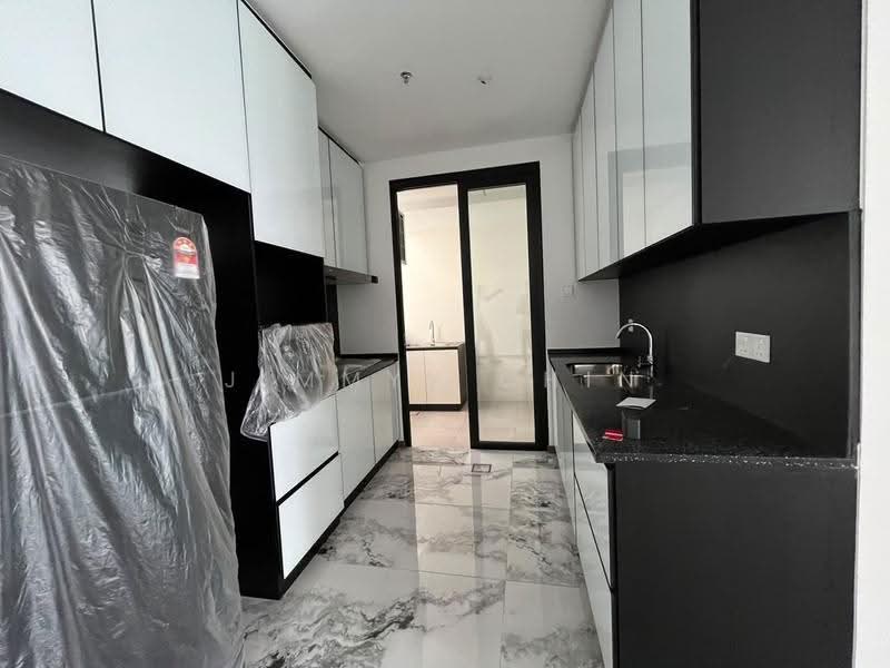 Kediaman Servis untuk Dijual di Tower 33 - Jimmyy Chin - Kitchen - PropertyGuru.com.my