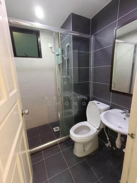 Condominium for Rent at Kinta Riverfront Hotel & Suites - Kelvin Chong - Bathroom - PropertyGuru.com.my