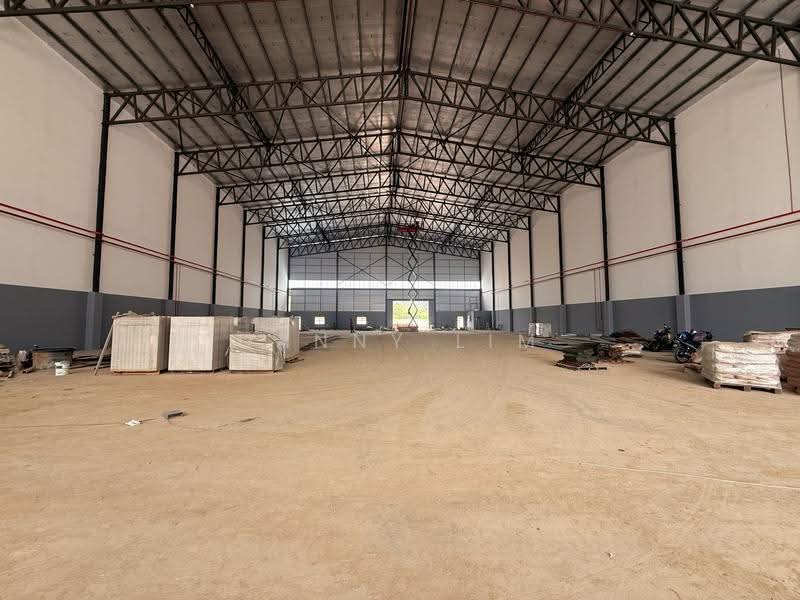 Factory for Rent in Tungzen Industrial Park (Sungai Raya) - Danny Lim - Interior - PropertyGuru.com.my