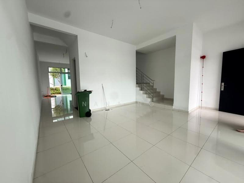 2-storey Terraced House for Sale in Taman Mount Austin (Tebrau) - Nana Ng - Living Room - PropertyGuru.com.my