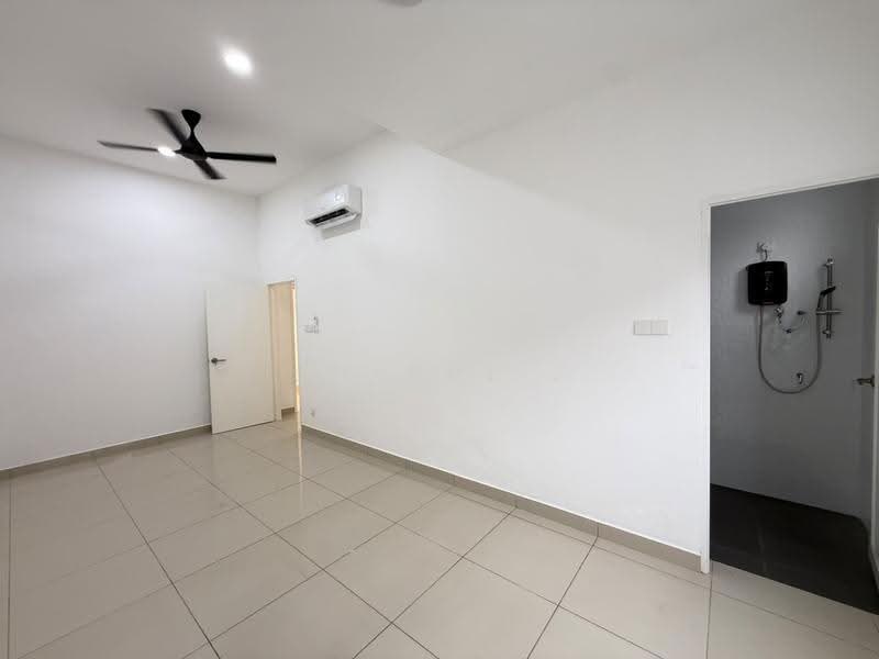Semi-Detached House for Sale in Taman Ungku Tun Aminah (Skudai) - Shishi . - Interior - PropertyGuru.com.my
