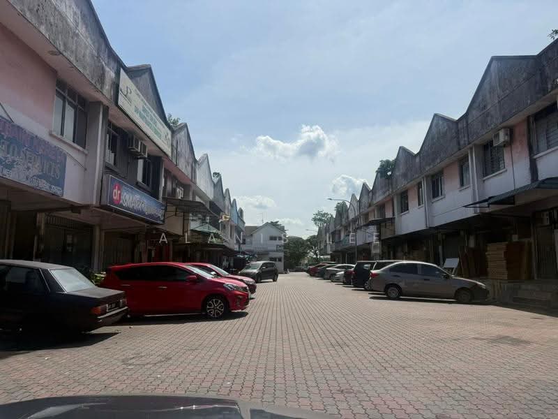 Shop for Sale in Taman Megah Ria (Masai) - Alanis Lee - PropertyGuru.com.my