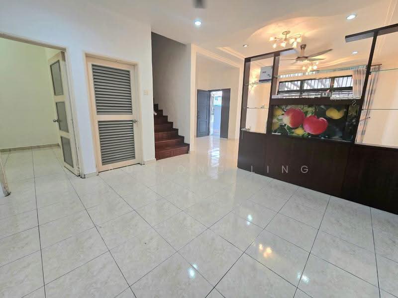2-storey Terraced House for Sale in Taman Damansara Aliff (Tampoi) - Siau Tong Ling - Living Room - PropertyGuru.com.my