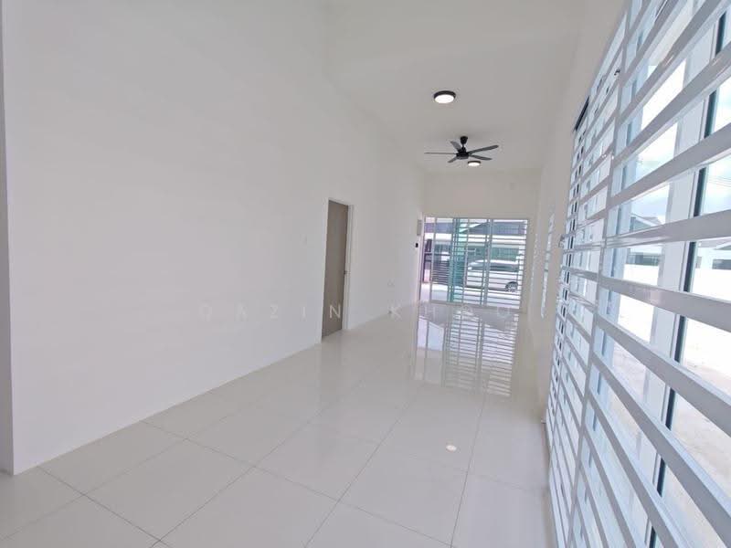 Rumah Teres 1-Tingkat untuk Disewa di Bandar Seri Botani (Ipoh) - Qazin Khoo - Living Room - PropertyGuru.com.my