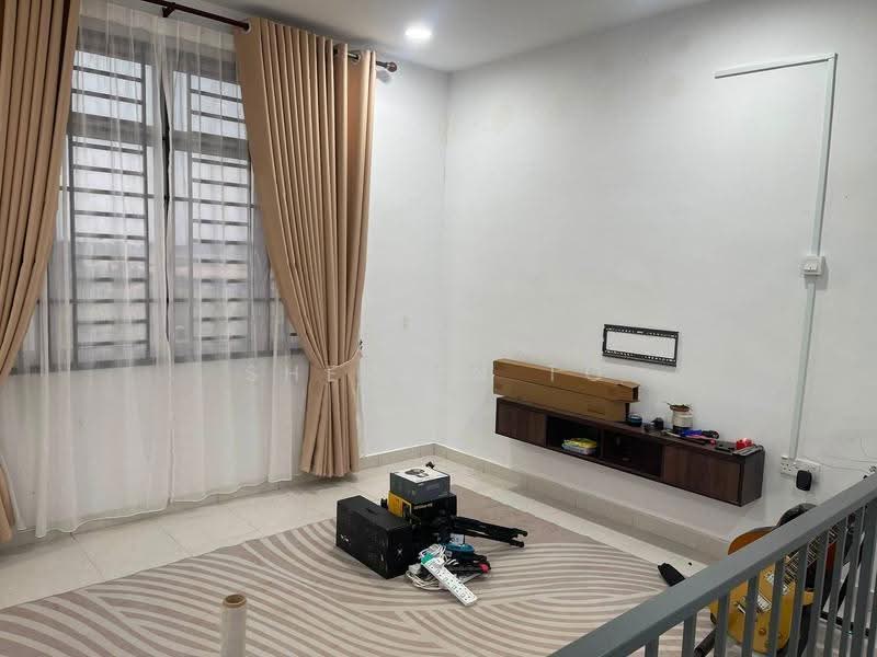 Rumah Teres 2.5-Tingkat untuk Disewa di Taman Pulai Mutiara (Iskandar Puteri (Nusajaya)) - Sherlin To - Living Room - PropertyGuru.com.my