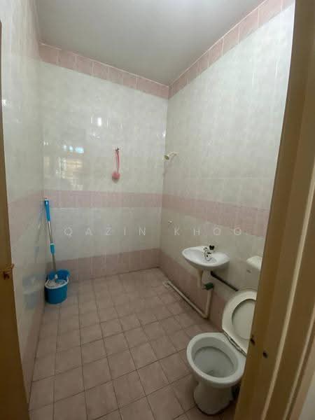 Rumah Teres 2-Tingkat untuk Dijual di Taman Tasek (Ipoh) - Qazin Khoo - Bathroom - PropertyGuru.com.my