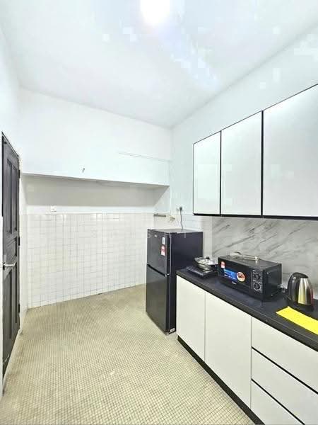 Rumah Teres 2-Tingkat untuk Dijual di Taman Tasek (Johor Bahru) - Shishi . - Kitchen - PropertyGuru.com.my