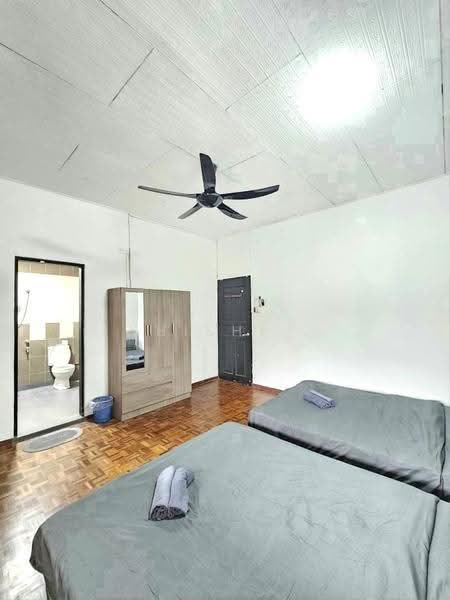 Rumah Teres 2-Tingkat untuk Dijual di Taman Tasek (Johor Bahru) - Shishi . - Bedroom - PropertyGuru.com.my