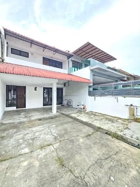 Rumah Teres 2-Tingkat untuk Dijual di Taman Tasek (Johor Bahru) - Shishi . - Exterior - PropertyGuru.com.my