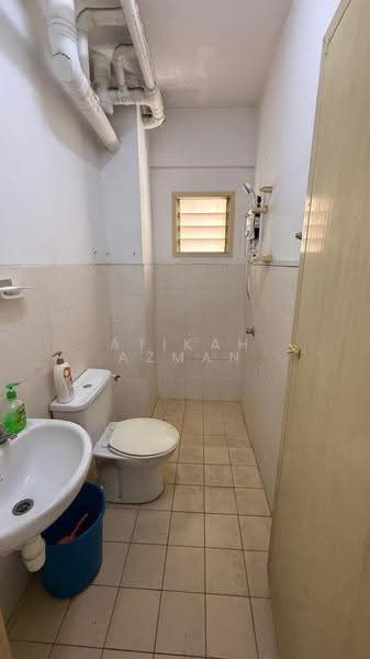 Apartment for Rent at Sri Dahlia - Atikah Azman - Bathroom - PropertyGuru.com.my