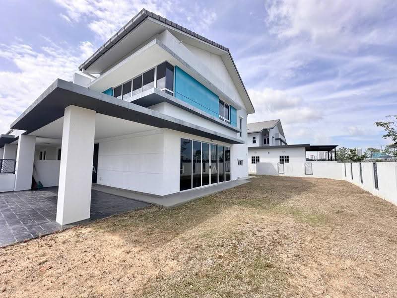 Rumah Teres 2-Tingkat untuk Disewa di Bandar Serenia (Dengkil) - Atikah Azman - Exterior - PropertyGuru.com.my