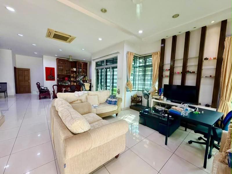 Semi-Detached House for Sale in Taman Gaya (Ulu Tiram) - Zephyr Khoo - PropertyGuru.com.my
