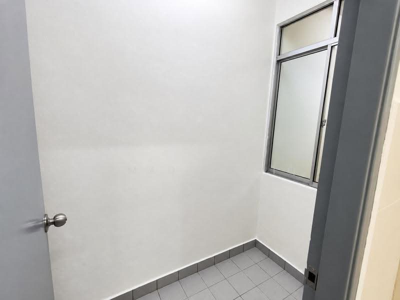 Apartment for Sale at University Apartment Phase 1 - AHMAD SYAFIQ - PropertyGuru.com.my
