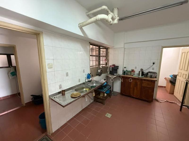 Condominium for Sale at Tropika Paradise Condominium - Kent Chong - Kitchen - PropertyGuru.com.my