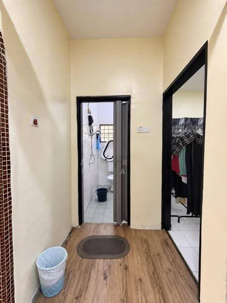 Semi-Detached House for Sale in Ulu Tiram (Johor) - Fakhrul Imlan - Bathroom - PropertyGuru.com.my