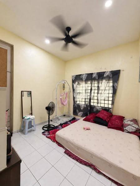 Semi-Detached House for Sale in Ulu Tiram (Johor) - Fakhrul Imlan - Bedroom - PropertyGuru.com.my
